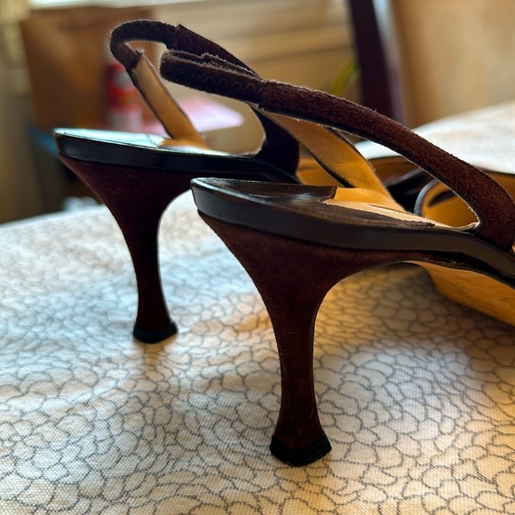 Elegant Manolo Blahnik slingback pumps - Picture 7 of 7